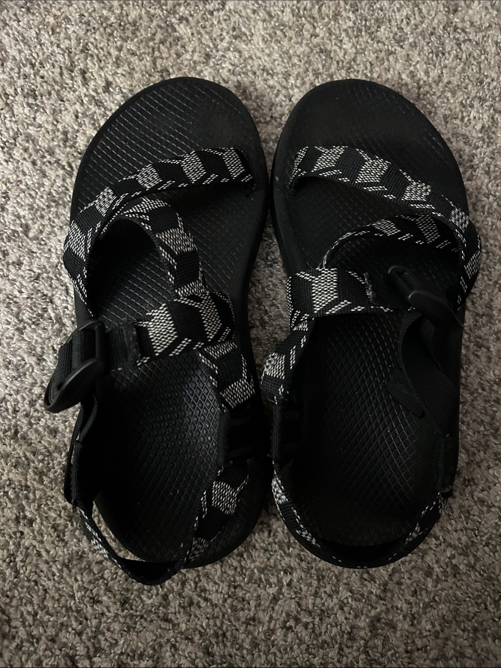 Chaco Mega Z/Cloud sport sandals, Men’s size 9.